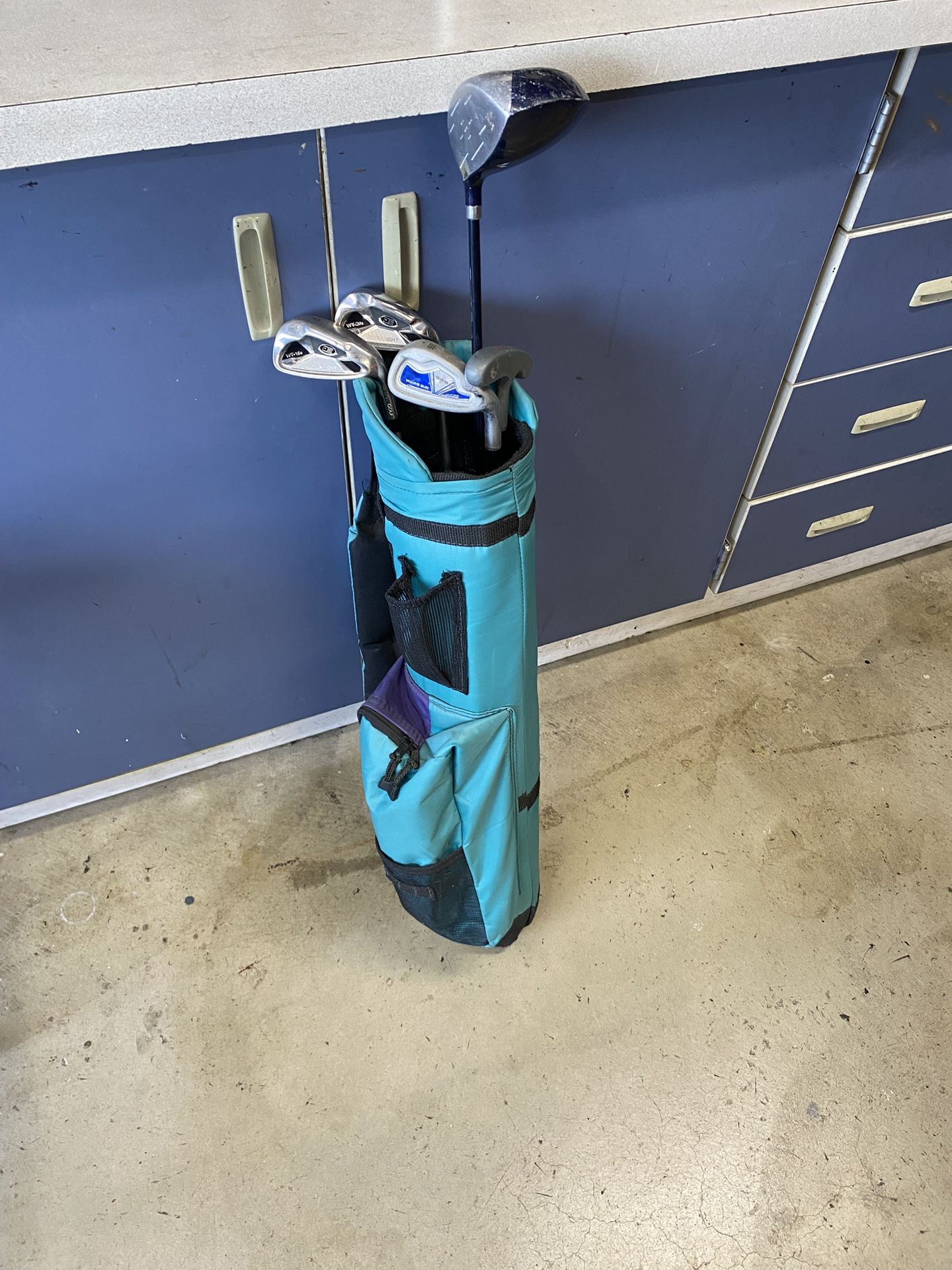 Kid’s Golf Clubs & Bag