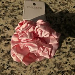 I Do Crew Pink And White Hair Scrunchies Set