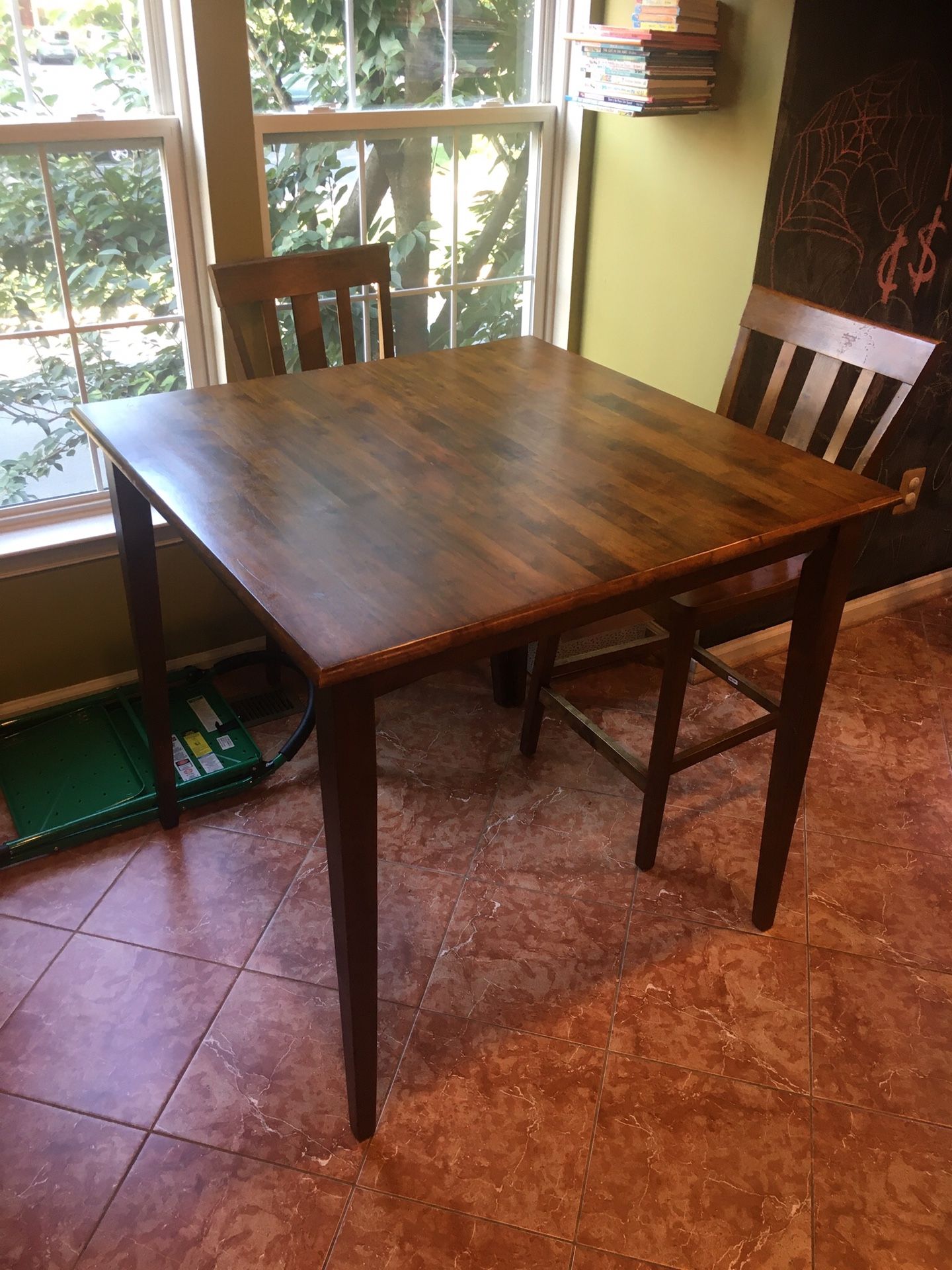 Large square top bistro table with four bar stools with back rest (wooden)