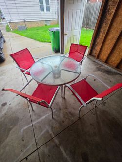 Patio / Lawn Furniture