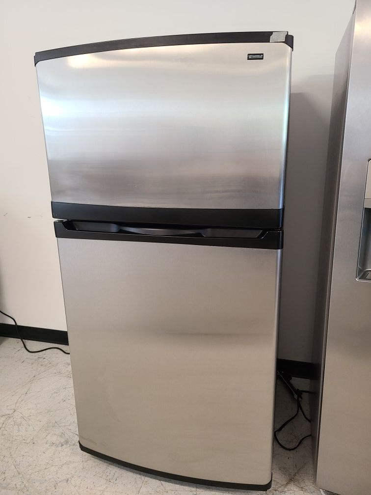 Kenmore stainless steel top freezer refrigerator used good condition with 90 days warranty