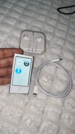 iPod Nano 7th Generation 16GB