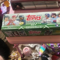 TOPPS Complete Set