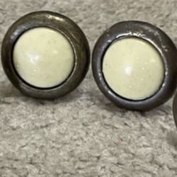 Set Of 4 Vintage Mid Century Knobs Decor