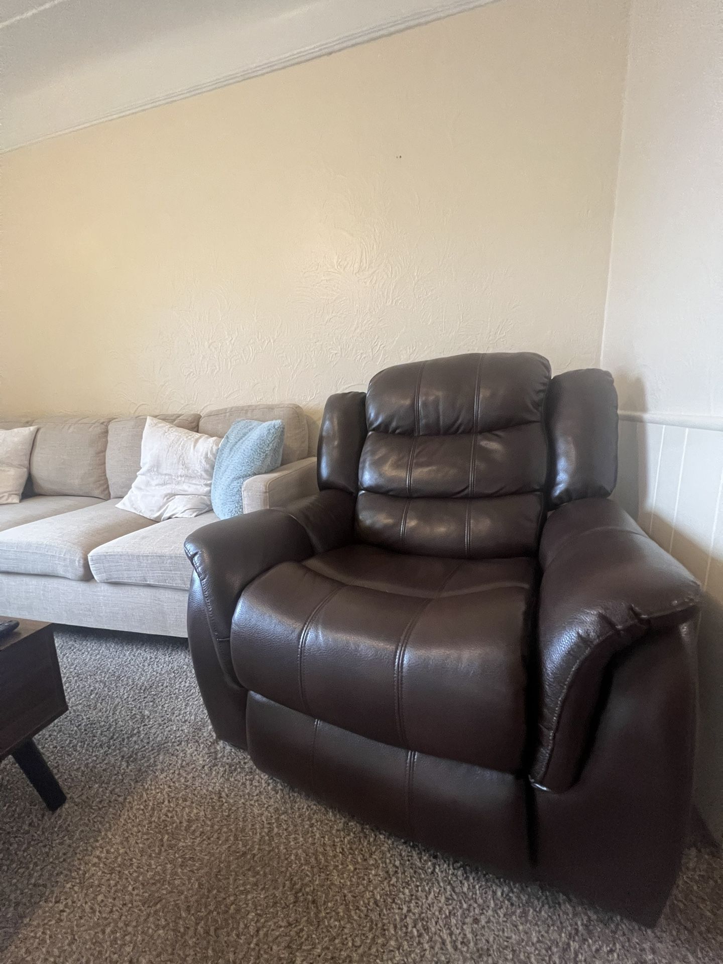 Oversized Recliner