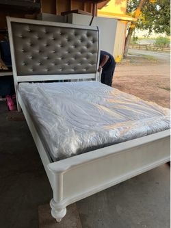 Queen bed