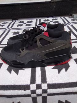 *brand new* Jordan 4 RM ("remastered") "Bred" in youth size 5.5