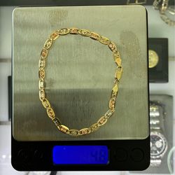 Gold bracelet
