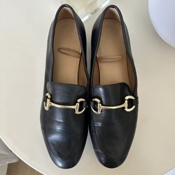 Elegant Black Loafers with Gold Accent