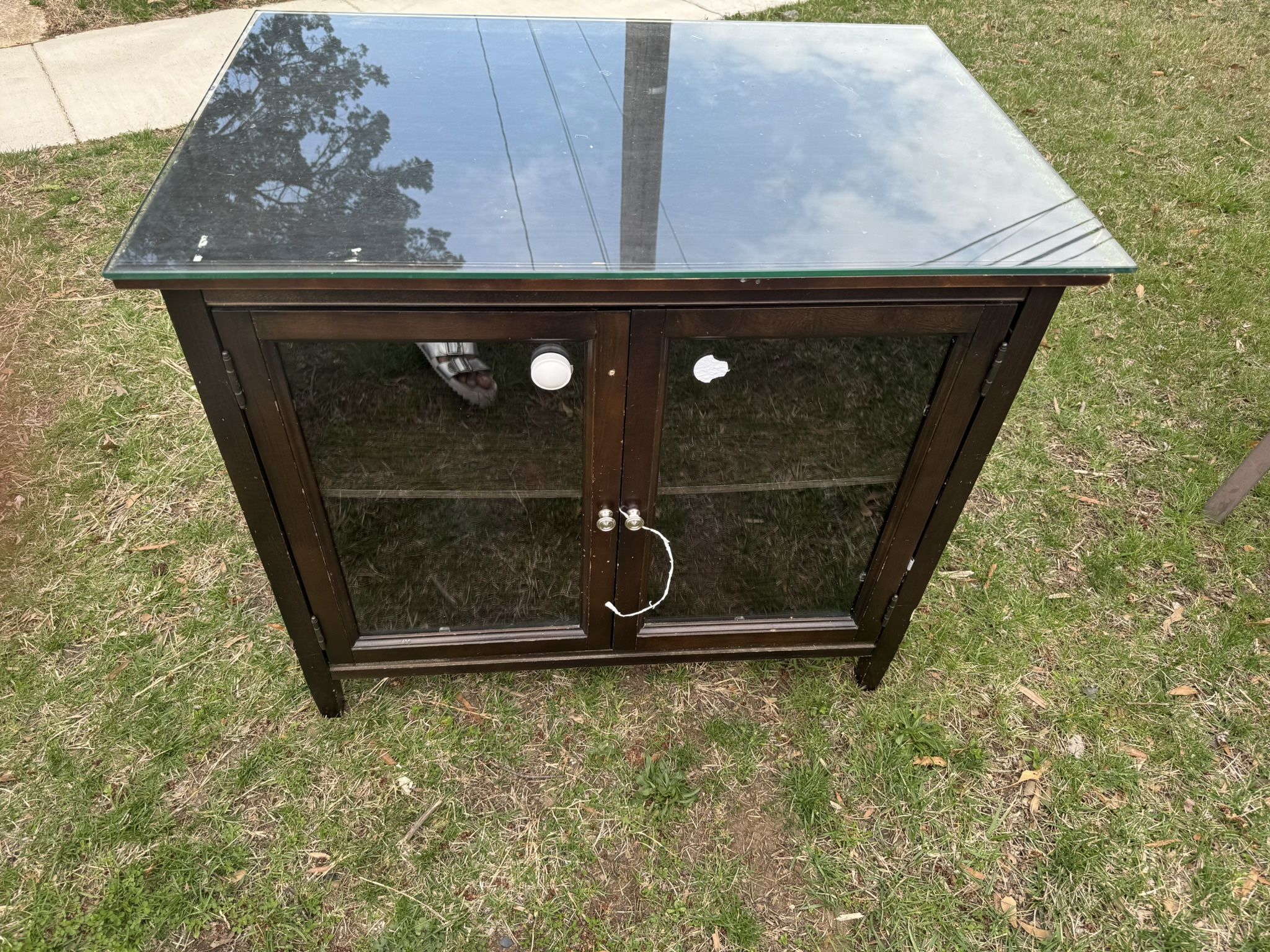 A Nice Big ( 33” Long X 30 High X 22” Wide) Side Table For Any Room. Needs A Little Cleaning