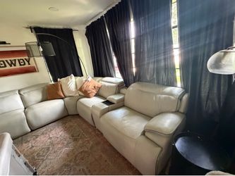 Couch w/ 3 recliners