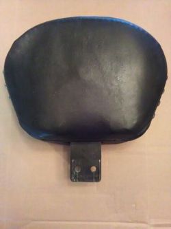 HARLEY DAVIDSON MUSTANG REAR REMOVABLE DRIVERS BACKREST