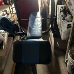 GOLD’S GYM Bench Press 