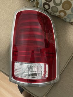 Ram 1500 Led Tail Light Oem Mopar