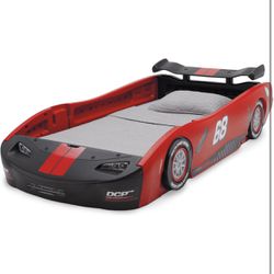Red race car bed- Twin Size 