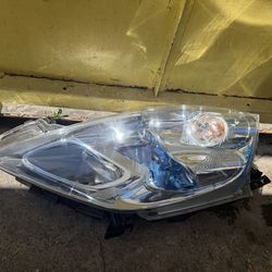 2013-2017 NISSAN LEAF LH HID HEADLIGHT