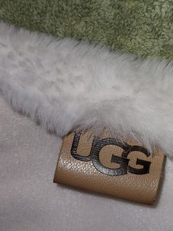 Queen Size UGG White Fauz Fur Pillow Case
