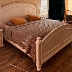 Cal King Bedroom Set