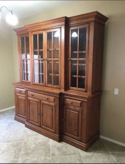 Stone Creek Formal Dining China Cabinet Hutch - 2-Piece Set