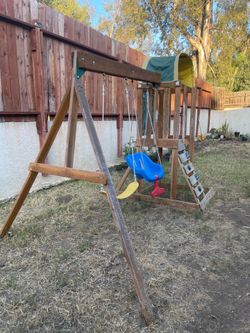 Free kids playground