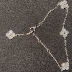 Clover Bracelet Silver With  Moissanite