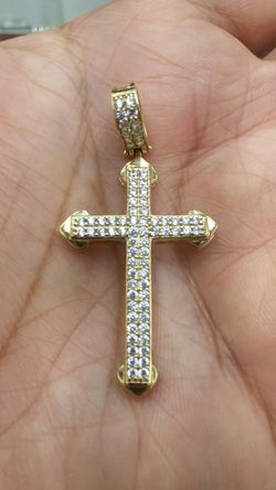 14K GOLD Cross 4.6 grams CZ