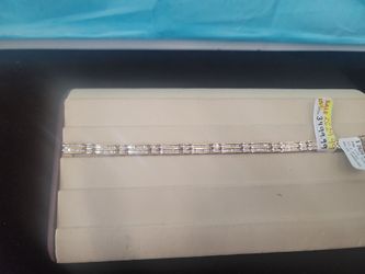 Tennis bracelet
