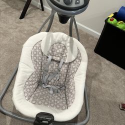 Used baby best sale swing near me