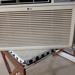 LG Window Ac 10,000 Btu  Ice Cold