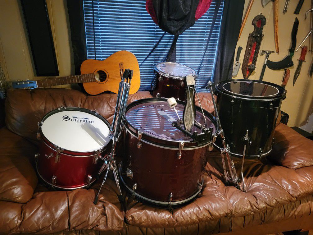 DRUMS CHEAP!! EVERYTHING MUST GO I HAVE TO BE OUT OF HERE BY MONDAY SO ILL BE UP ALL NIGHT PACKING SO HIT ME UP!!