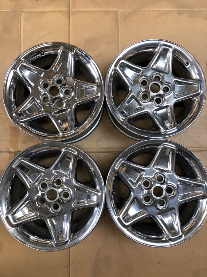 Land Rover P38 Range Rover 18 in chrome Mondial wheels