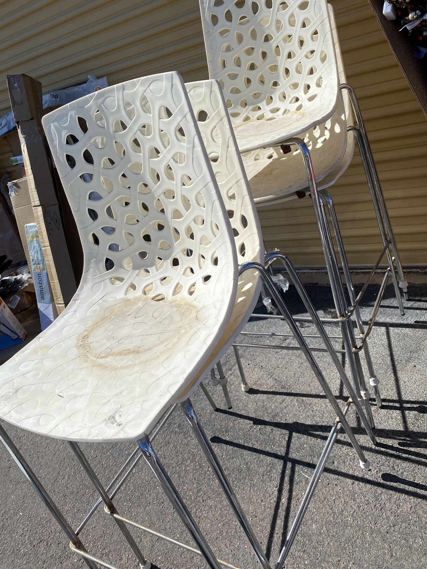 5 White/Chrome Bar Stools *Moving Sale*