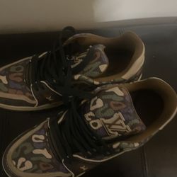 Lv Sneakers 