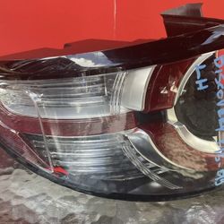 2015-2019 LAND ROVER DISCOVERY SPORT REAR LEFT (DRIVER SIDE) TAILLIGHT LAMP OEM