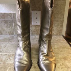 MK GOLD LEATHER BOORS SIZE 9.5