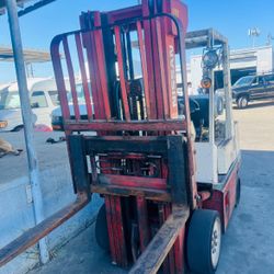 Forklift