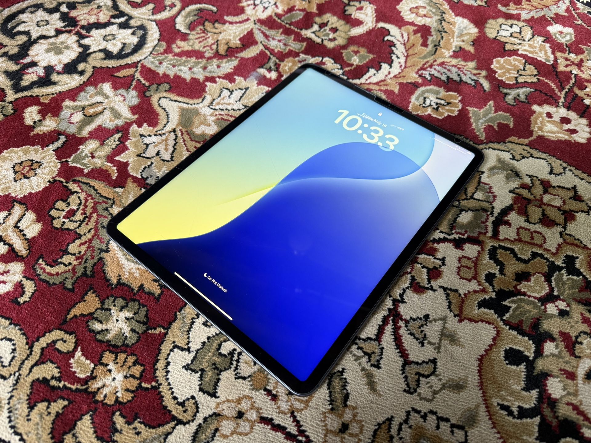 Apple iPad Pro 12.9” (Space Gray, 128GB, WiFi + Cellular, 5th Gen.)