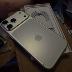 Unlocked 17 Pro Max 2TB^^^{{{ Brand New Unlocked iPhone}}^^^All Companies Compatible^^^