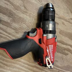 Milwaukee M12 Hammer Drill 