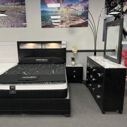 4PC Black Queen Bedroom Set w/ Lights 