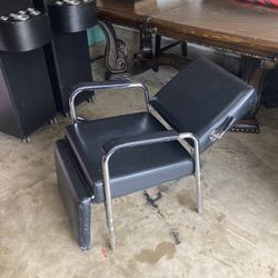 Shampoo Chair 