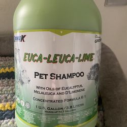 Dog Flea And Tick Shampoo- One Gallon Bottle