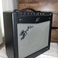 Fender Mustang V2 1x8