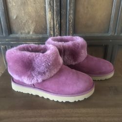 Ugg Classic Mini Fluff Women's 7