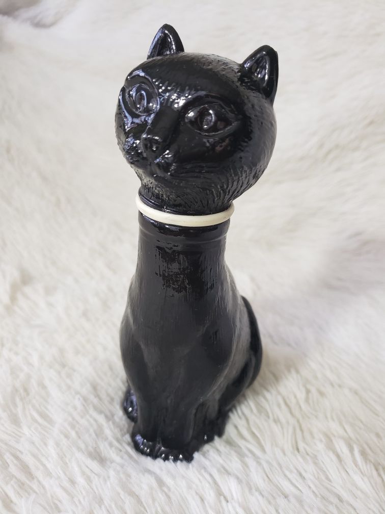Vintage Avon Black Cat Unique Cologne /Perfume bottle
