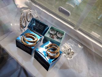 Wearable Hoop Vintage Set And More