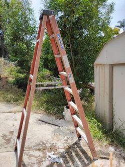 Step ladder