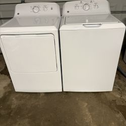 GE Washer & Dryer Set . Electric. 