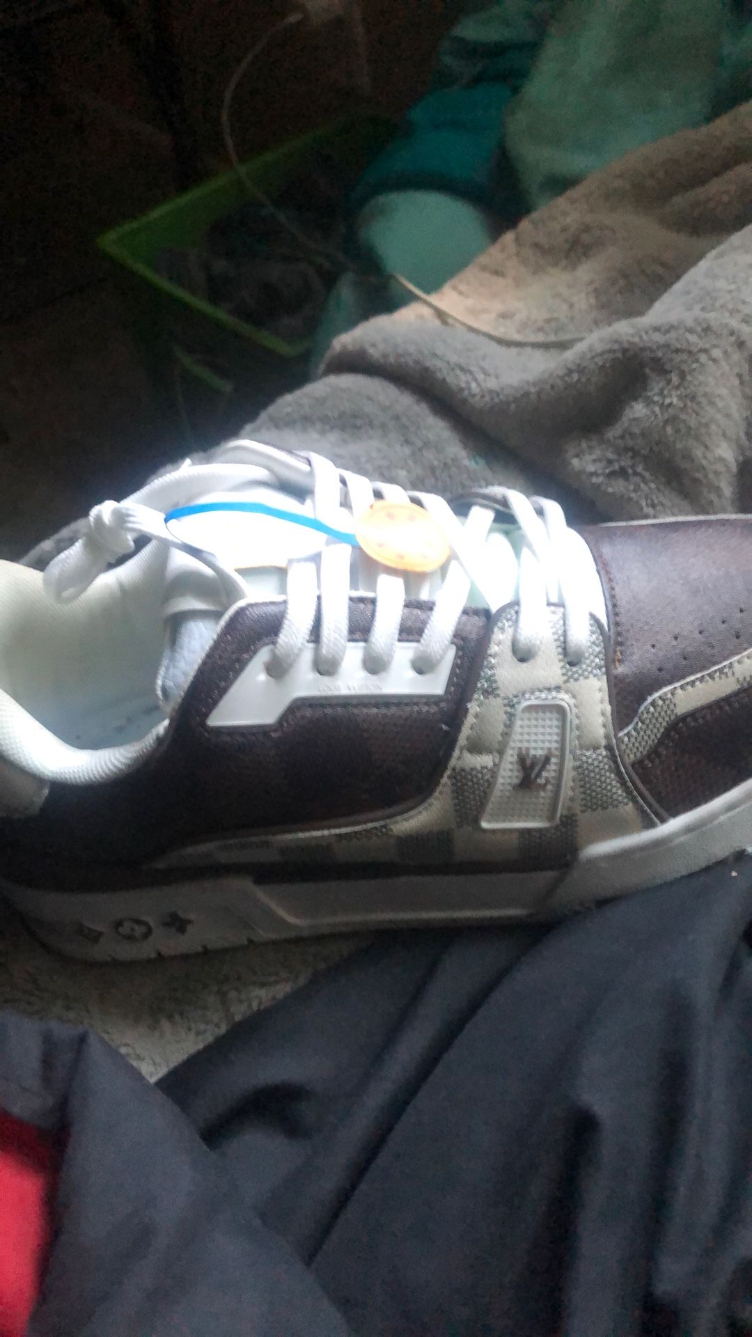 Louis Vuitton Shoes Size 9