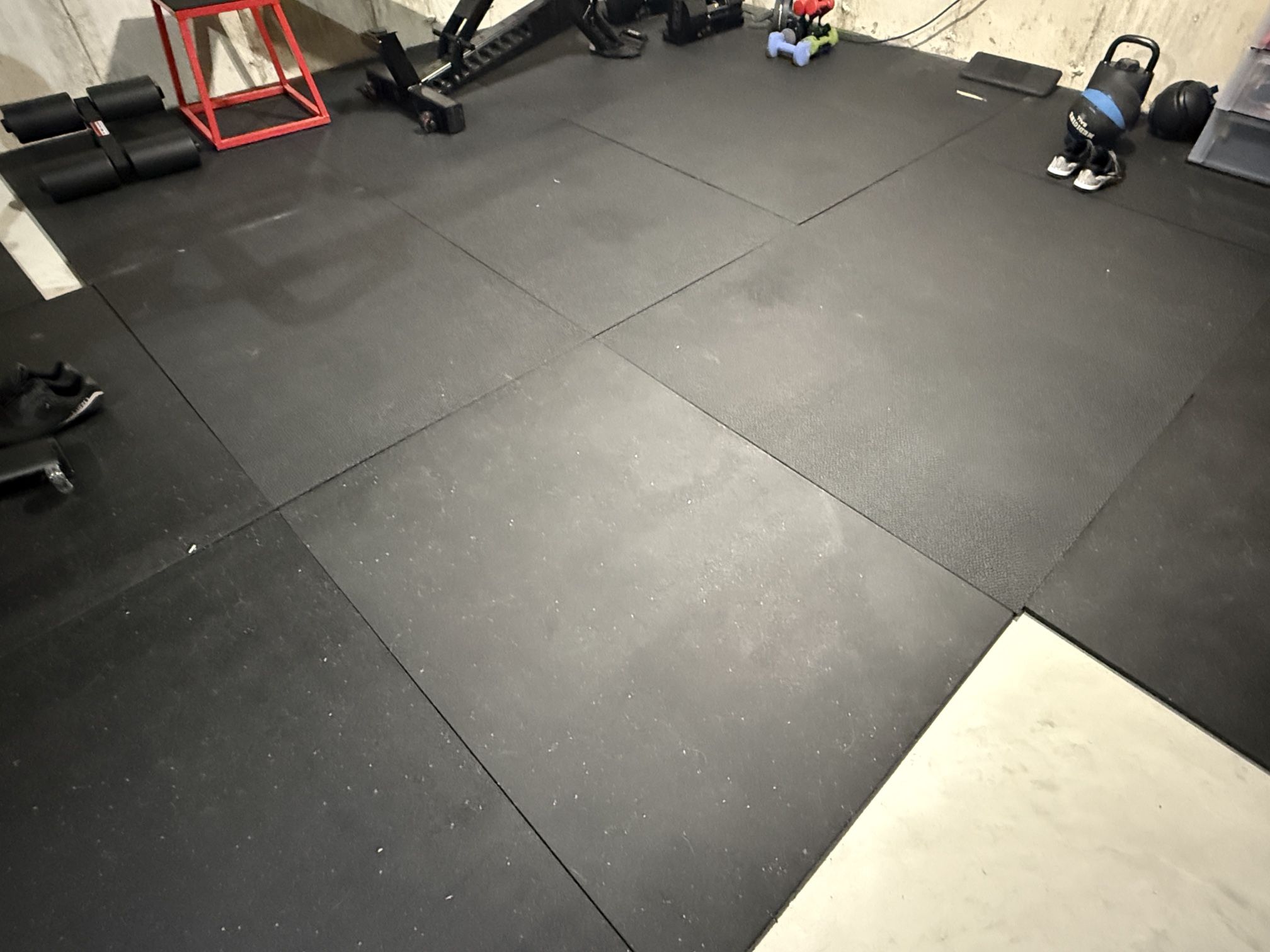 Workout Floor Mats (Qty 18 Of 3’ x 4’ x 0.5” Stall Mats)
